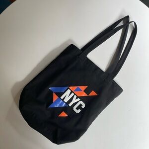 TRACKSMITH TWO POCKET TOTE BAG NEW YORK CITY MARATHON